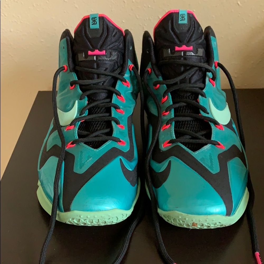 Nike Lebron XI South Beach